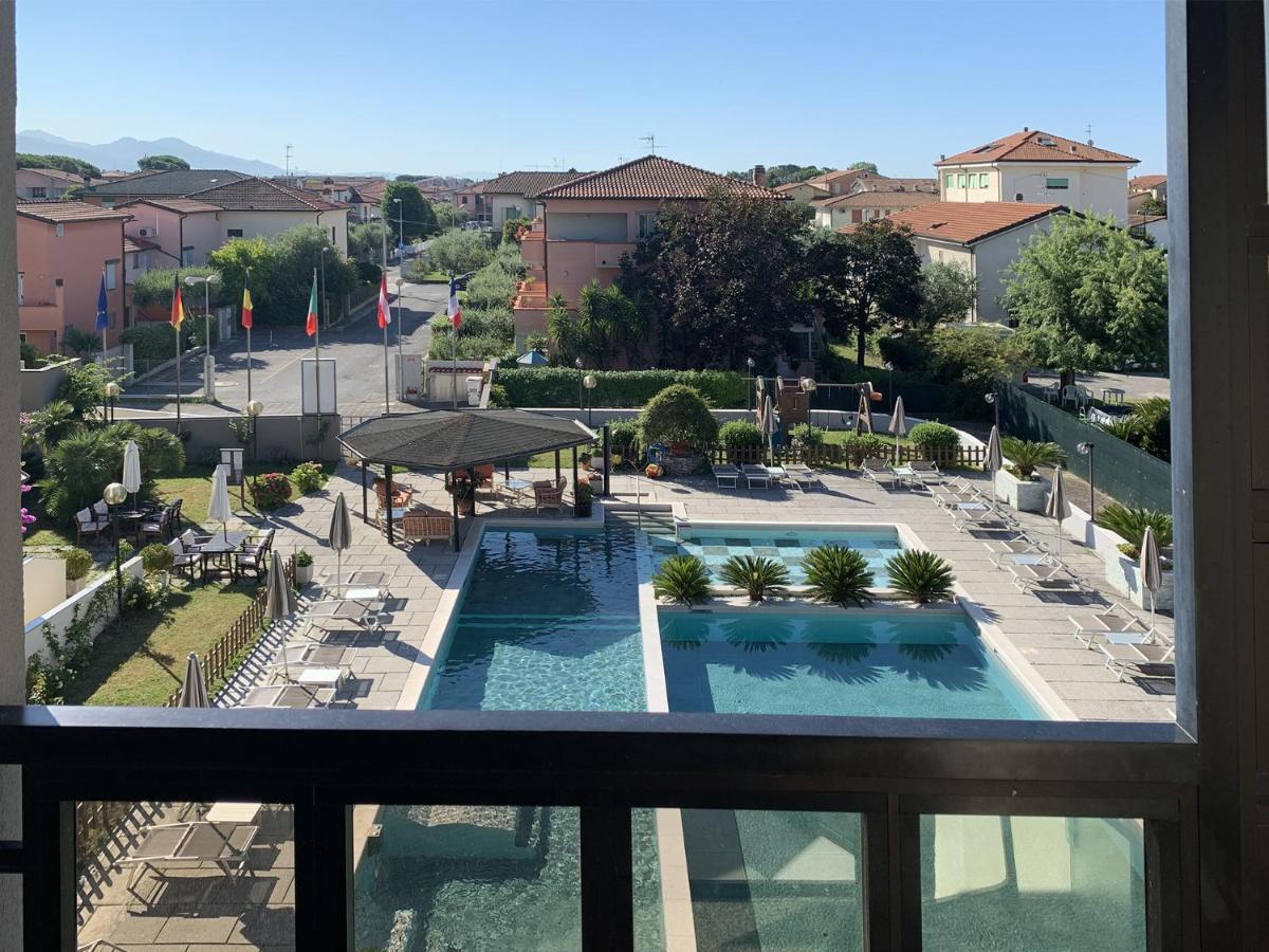 River Park Hotel 3*