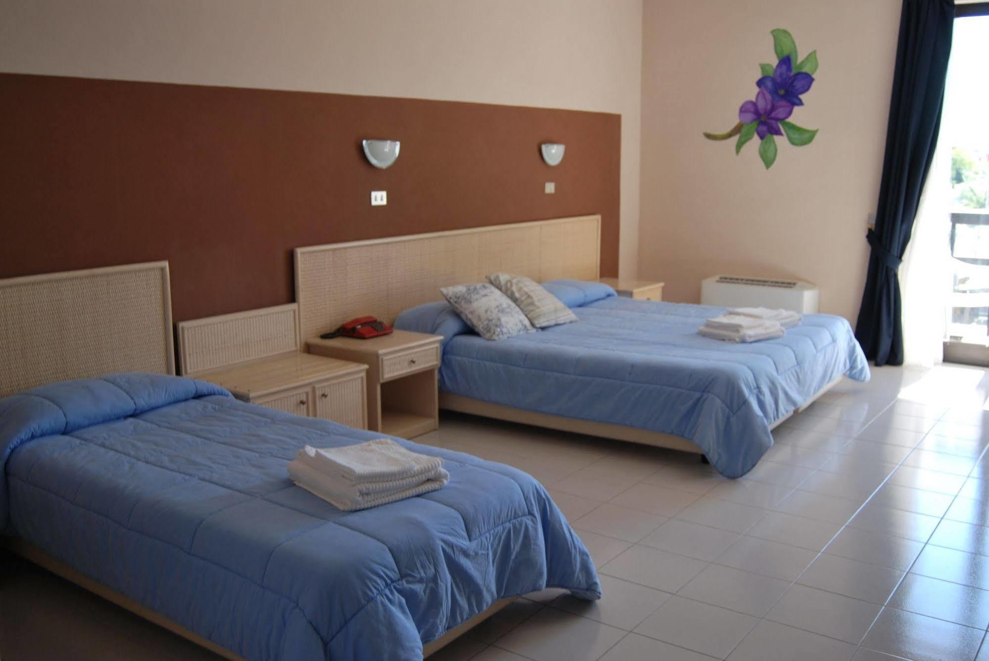 River Park Hotel 3*
