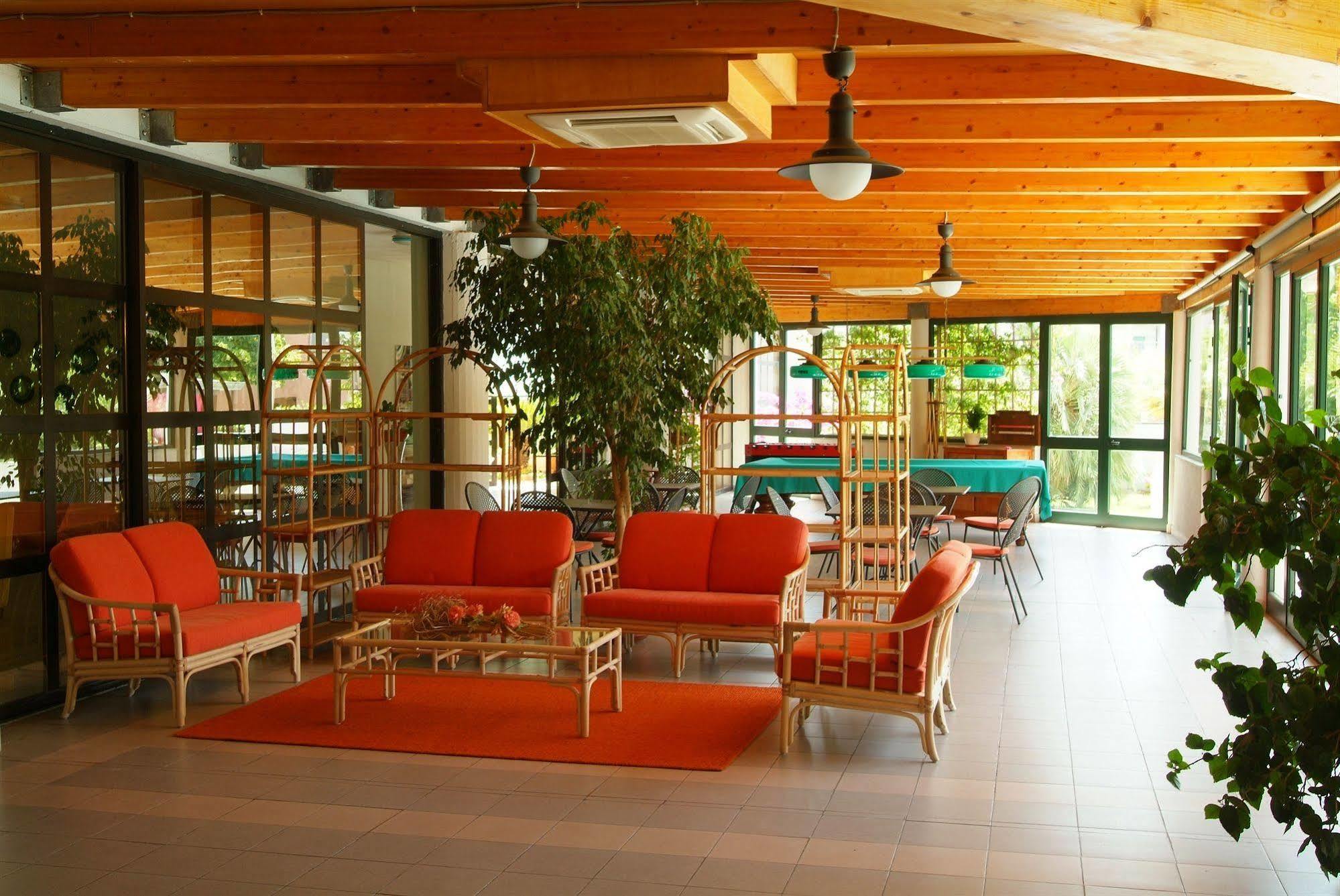 River Park Hotel 3*